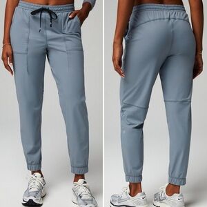 Fabletics ‘The One’ Women's Jogger Pants in Light Blue/Grey XL